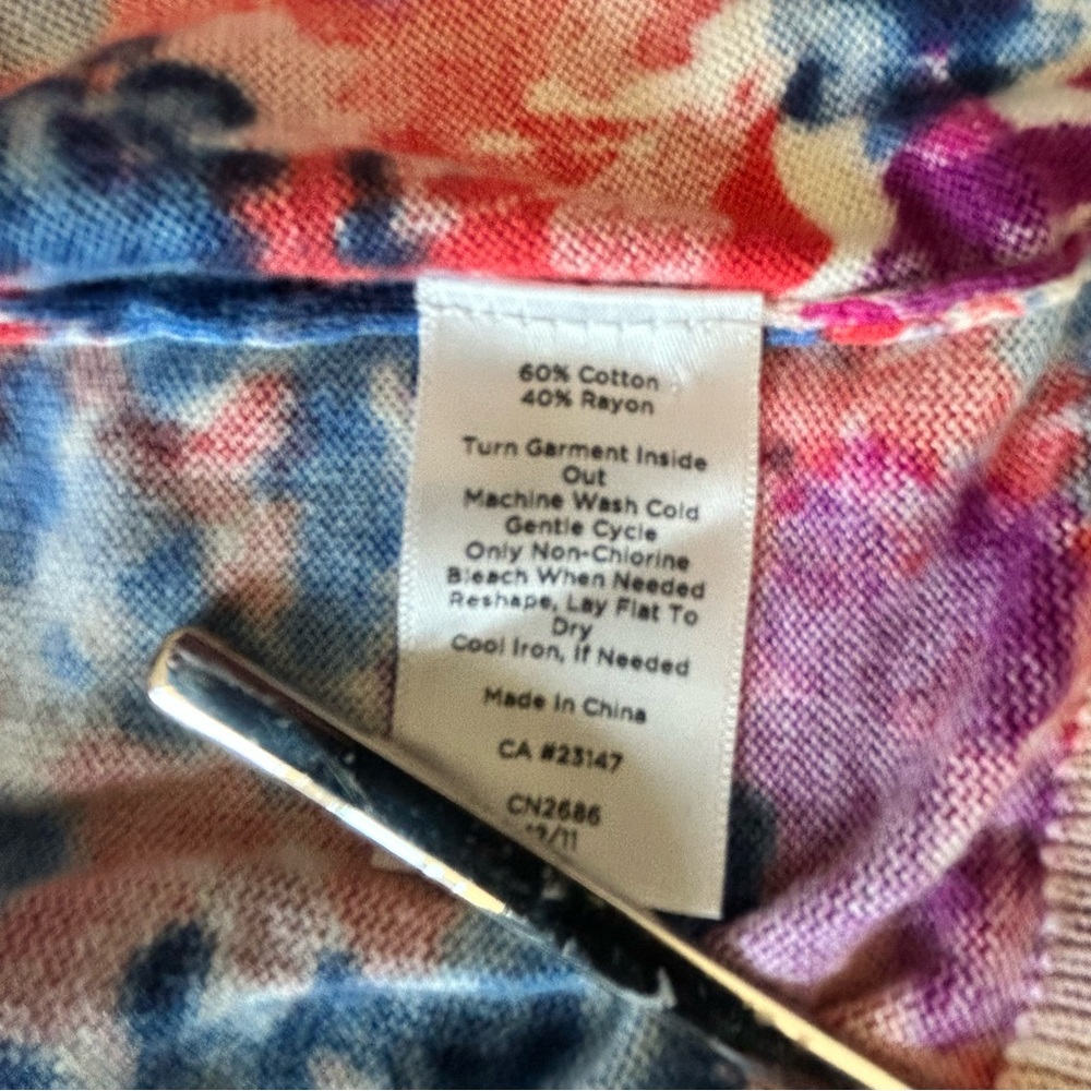 Talbots Floral Print Cardigan Sweater Women's Petite Plus Size 2X Red Blue - Picture 7 of 7